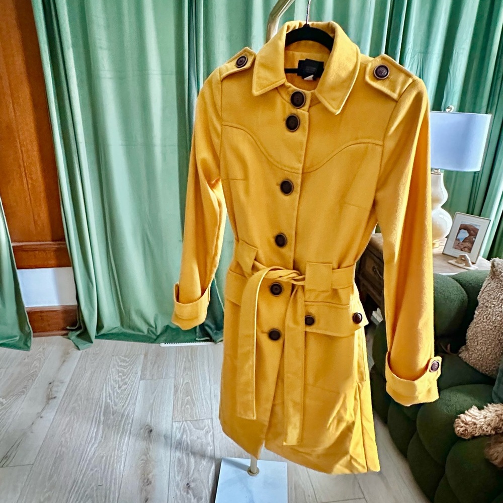 Victoria’s Secret Mustard Yellow Trench-Style Jacket – Size 2